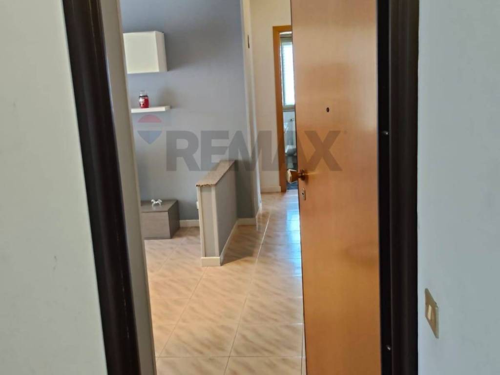 appartamento in vendita ad Aci Catena in zona Aci San Filippo