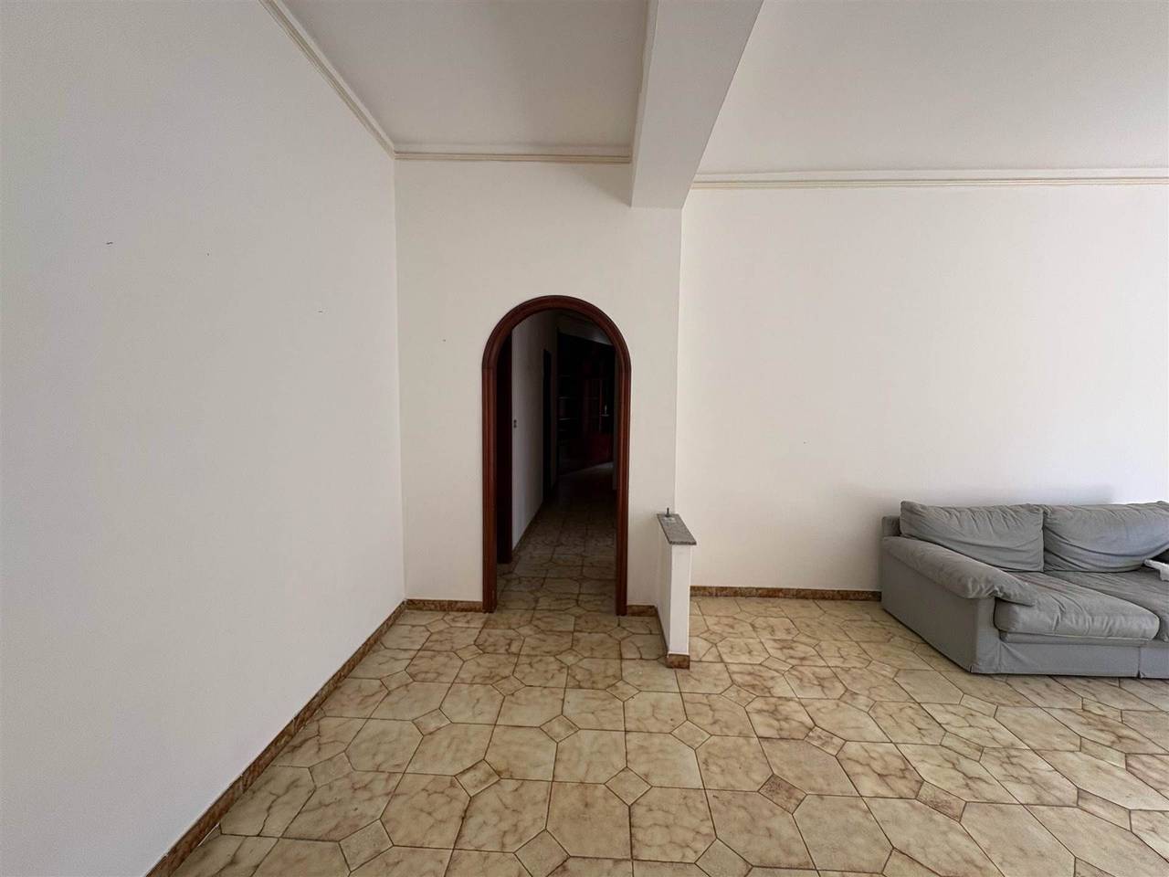 appartamento in vendita ad Aci Catena