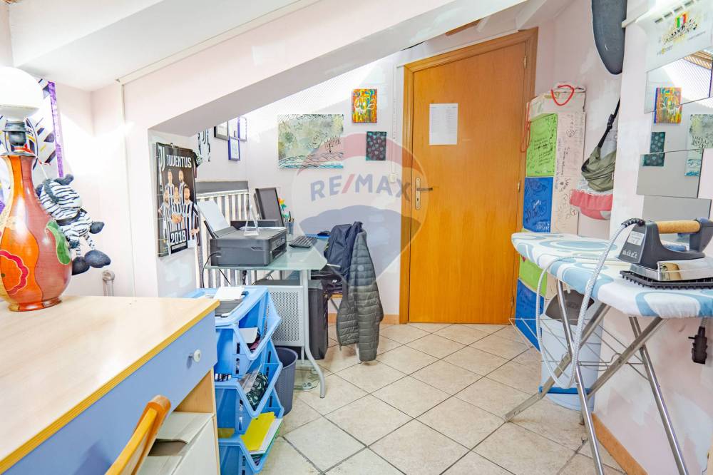 appartamento in vendita ad Aci Catena