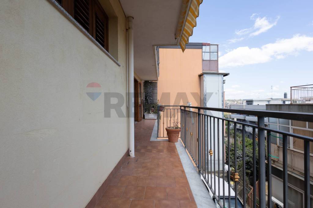 appartamento in vendita ad Aci Catena in zona Aci San Filippo