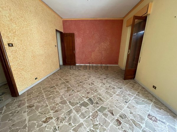 appartamento in vendita ad Aci Catena