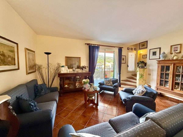 appartamento in vendita ad Aci Catena in zona San Nicolò