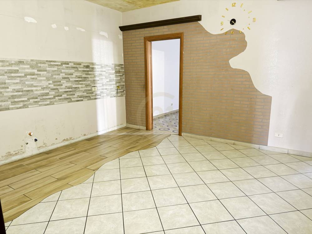 appartamento in vendita ad Aci Catena