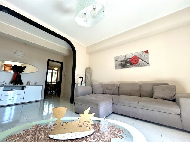 appartamento in vendita ad Aci Catena