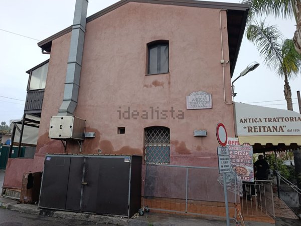 appartamento in vendita ad Aci Catena