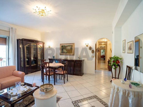 appartamento in vendita ad Aci Catena