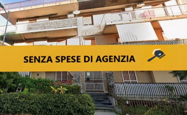 appartamento in vendita ad Aci Catena