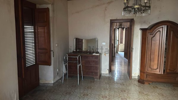 casa indipendente in vendita ad Aci Catena