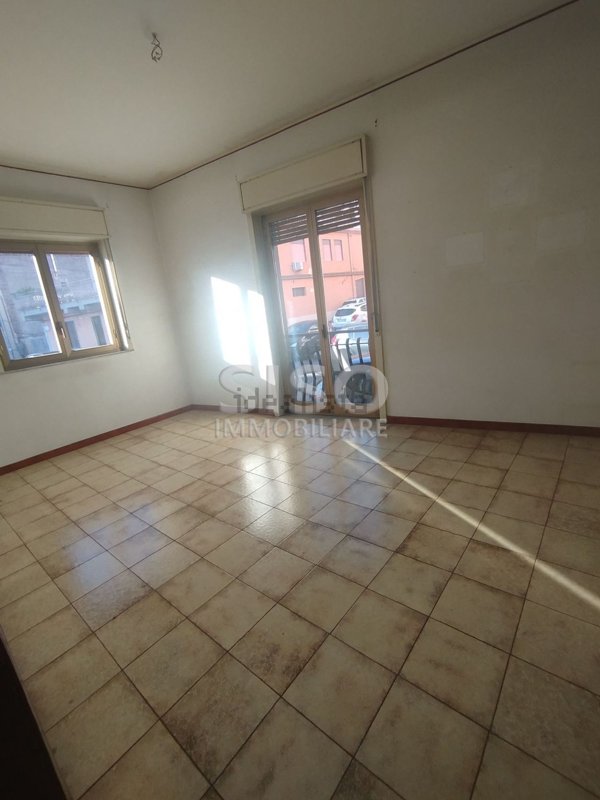 appartamento in vendita ad Aci Catena