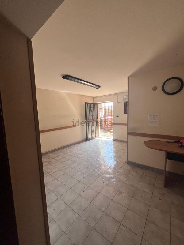 appartamento in vendita ad Aci Catena