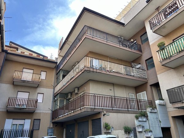 appartamento in vendita ad Aci Catena in zona San Nicolò