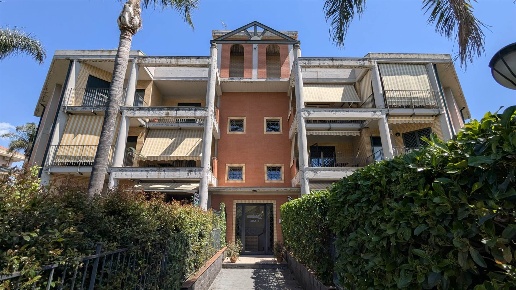 appartamento in vendita ad Aci Catena in zona San Nicolò