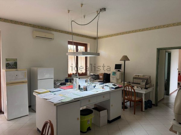 trivano in vendita ad Aci Catena