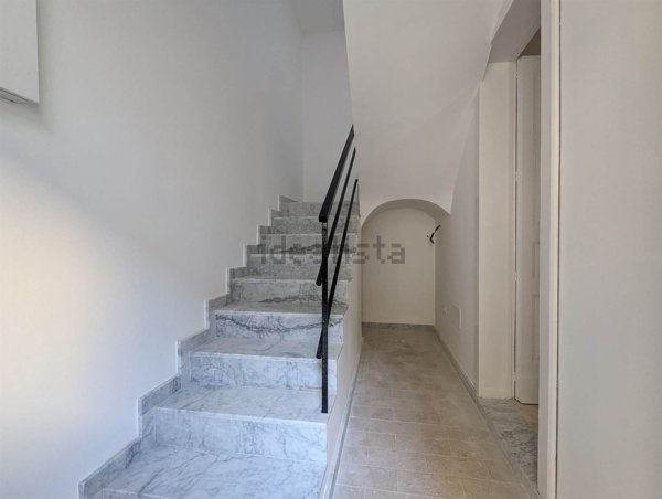 casa indipendente in vendita ad Aci Catena
