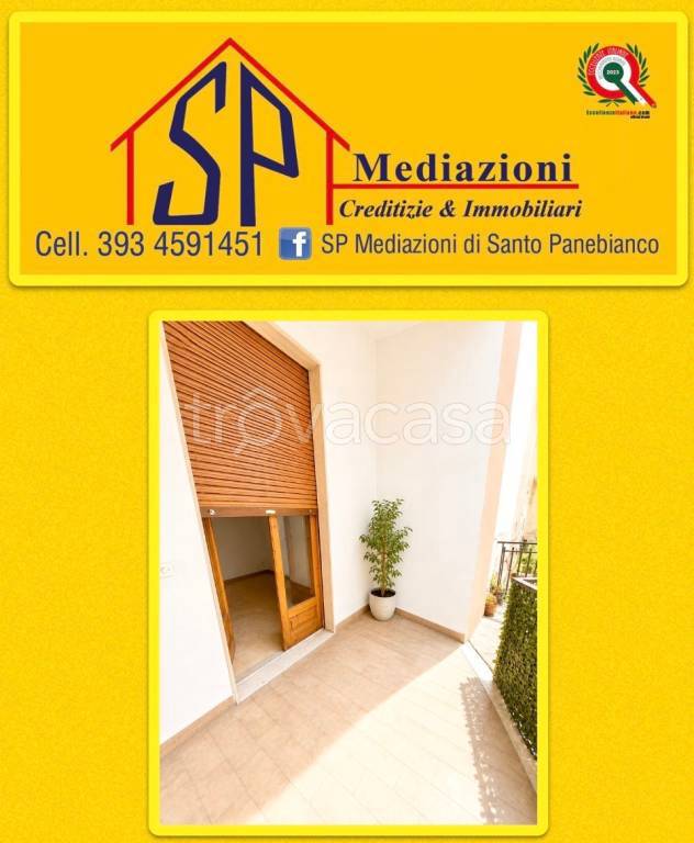 appartamento in vendita ad Aci Catena in zona Aci San Filippo