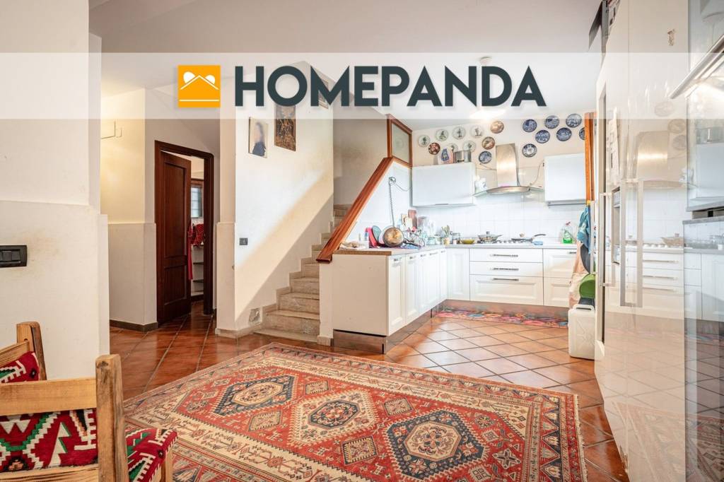 casa indipendente in vendita ad Aci Catena in zona Vampolieri