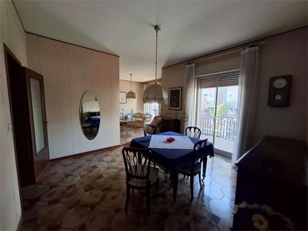 appartamento in vendita ad Aci Catena in zona Aci San Filippo