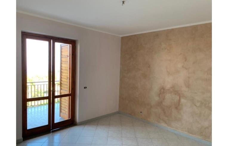 appartamento in vendita ad Aci Catena in zona San Nicolò