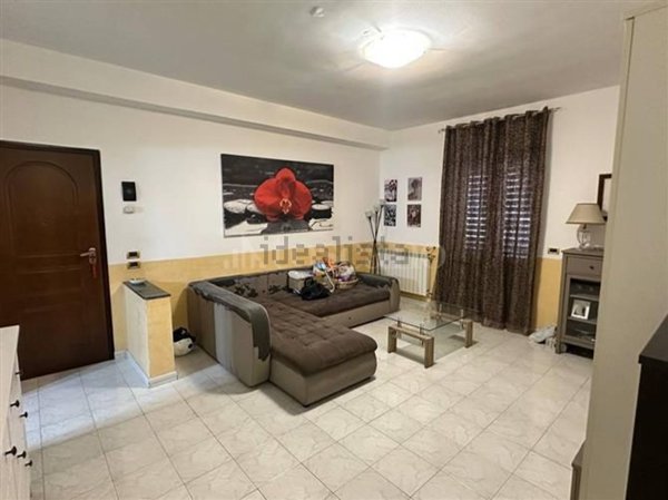 appartamento in vendita ad Aci Catena in zona Aci San Filippo