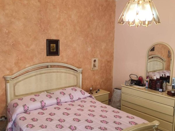 appartamento in vendita ad Aci Catena in zona Aci San Filippo