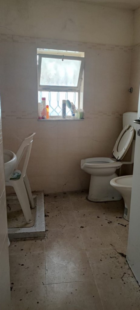 appartamento in vendita ad Aci Catena in zona Aci San Filippo