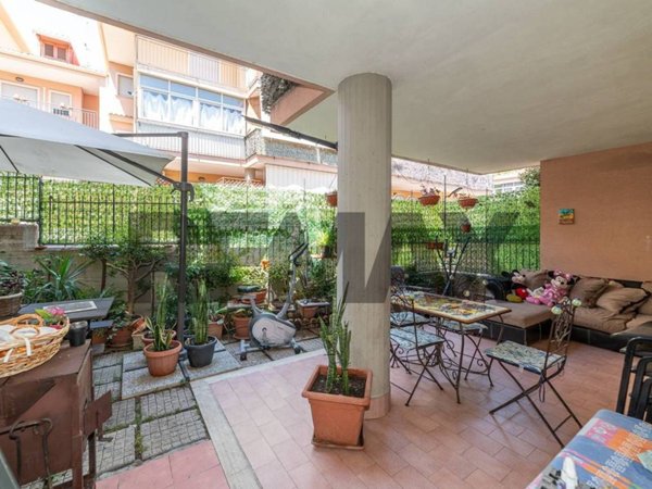 appartamento in vendita ad Aci Catena in zona Aci San Filippo