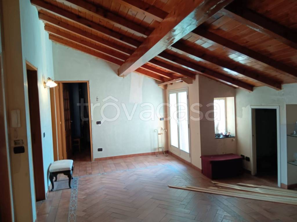 appartamento in vendita ad Aci Catena in zona Aci San Filippo