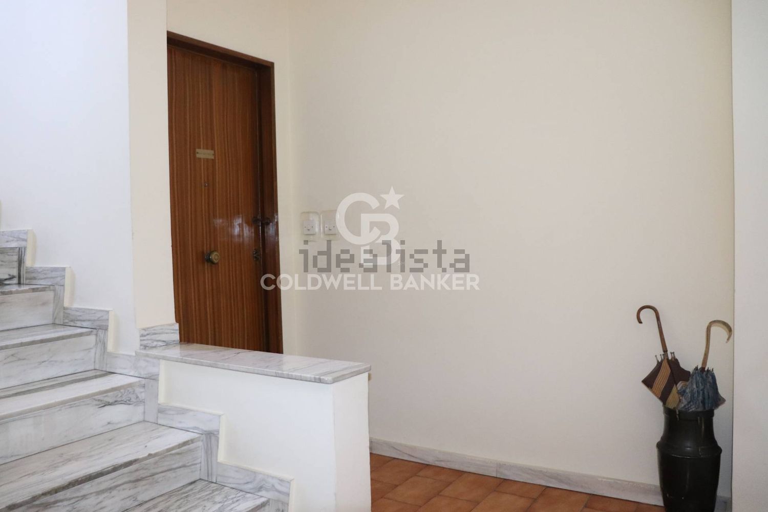 appartamento in vendita ad Aci Catena in zona Aci San Filippo
