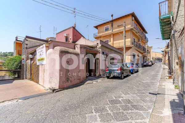 appartamento in vendita ad Aci Catena in zona San Nicolò