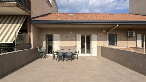 casa indipendente in vendita ad Aci Catena in zona Aci San Filippo