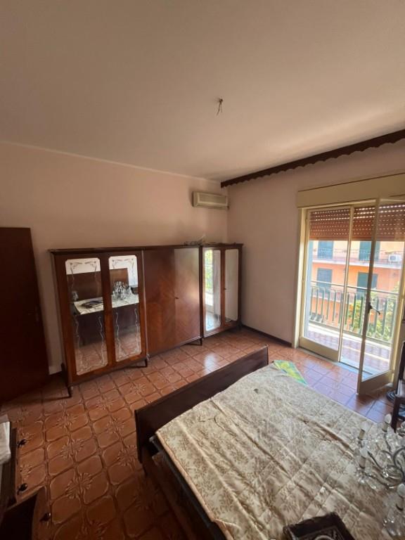appartamento in vendita ad Aci Catena in zona Aci San Filippo