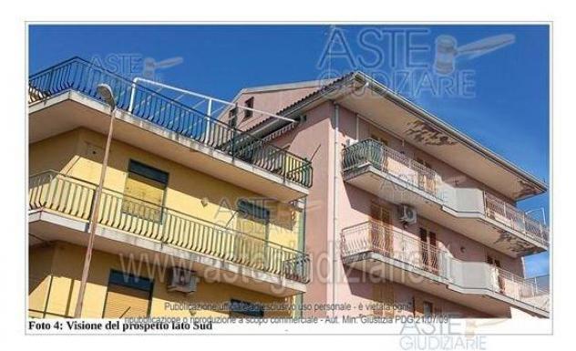 appartamento in vendita ad Aci Catena