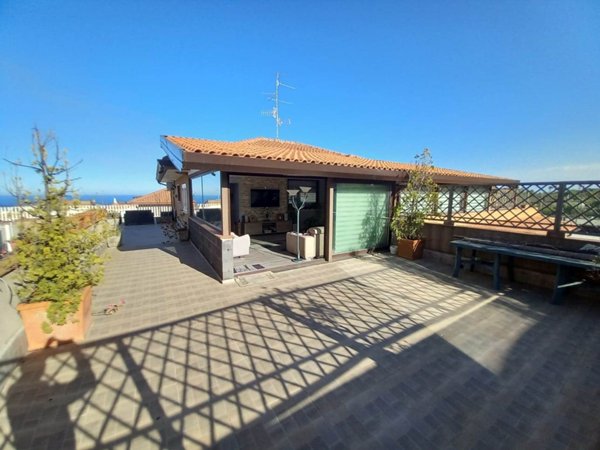 appartamento in vendita ad Aci Catena in zona San Nicolò