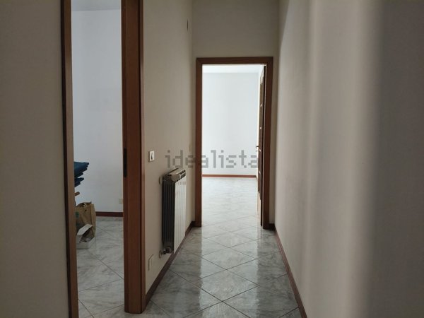 appartamento in vendita ad Aci Catena in zona Aci San Filippo