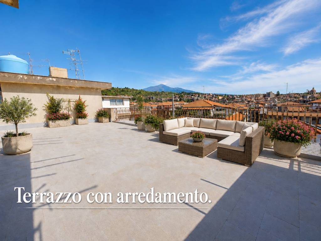 appartamento in vendita ad Aci Catena in zona Aci San Filippo