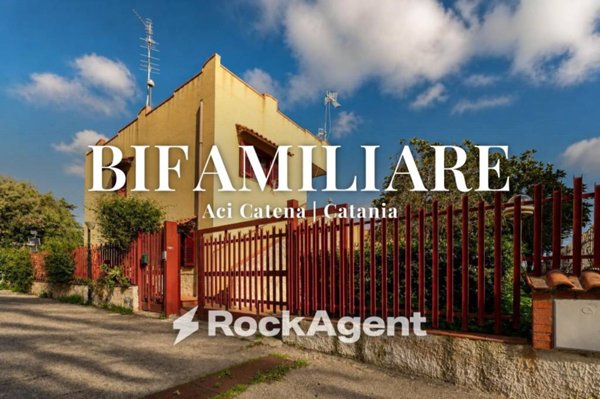 casa indipendente in vendita ad Aci Catena in zona Vampolieri