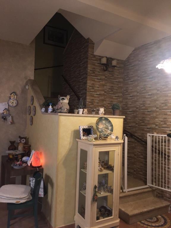 casa indipendente in vendita ad Aci Catena in zona San Nicolò