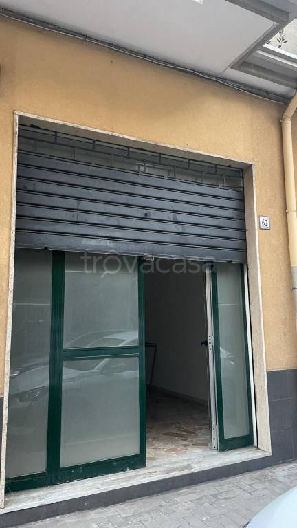 appartamento in vendita ad Aci Catena