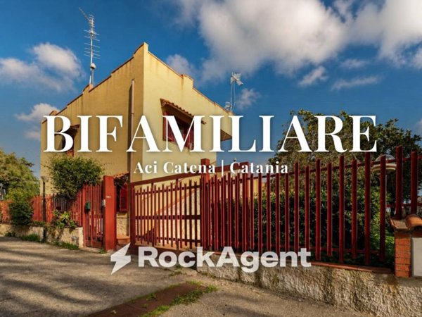 casa indipendente in vendita ad Aci Catena in zona Vampolieri