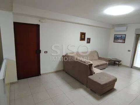 appartamento in vendita ad Aci Catena in zona Aci San Filippo