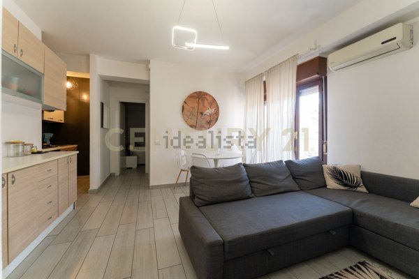 appartamento in vendita ad Aci Catena in zona Vampolieri