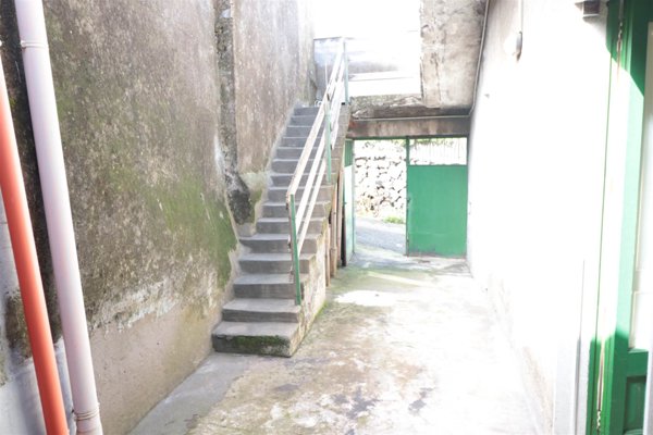 casa indipendente in vendita ad Aci Catena in zona Aci San Filippo