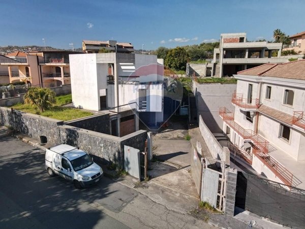casa indipendente in vendita ad Acireale in zona Capo Mulini