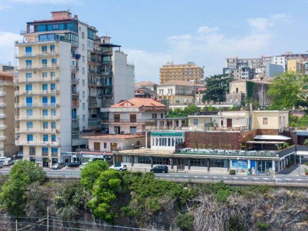 intera palazzina in vendita ad Acireale in zona San Cosmo