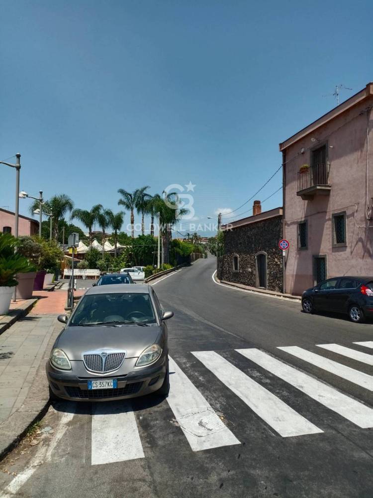 casa indipendente in vendita ad Acireale