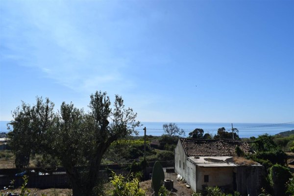casa indipendente in vendita ad Acireale