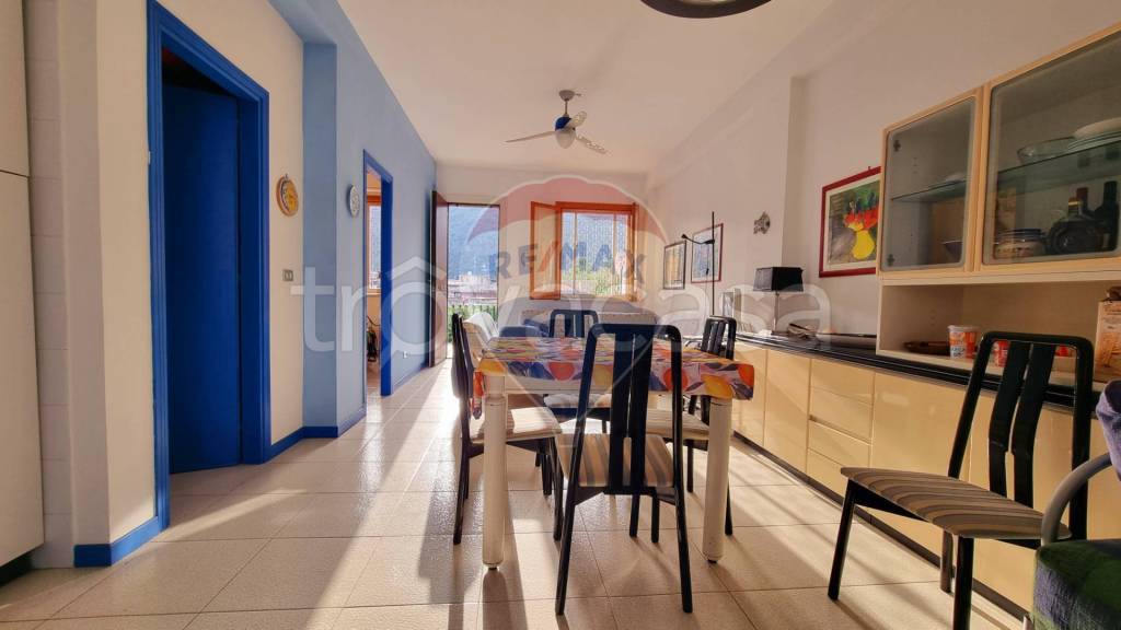 appartamento in vendita ad Acireale in zona Santa Tecla