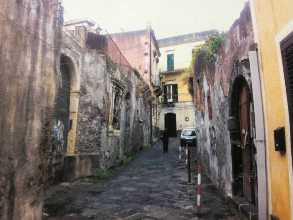 casa indipendente in vendita ad Acireale in zona Centro Storico