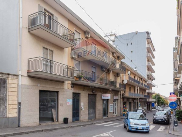 appartamento in vendita ad Acireale in zona Centro Storico