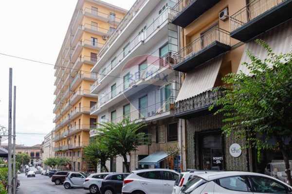 appartamento in vendita ad Acireale in zona Centro Storico